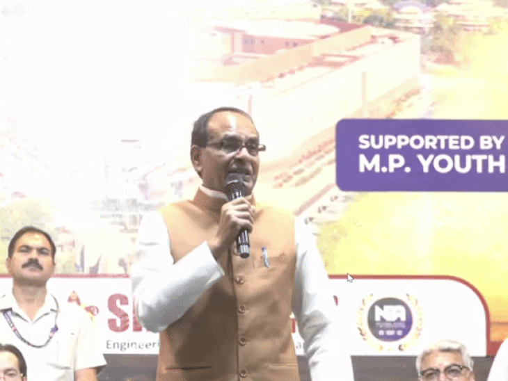 shivraj-says-ministers-change,-mama-remains-constant:claims-elections-are-near,-fundraising-happens-across-india;-key-political-decisions-postponed-over-voter-related-concerns