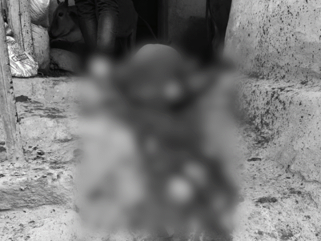 khandwa-man-kills-neighbour-with-axe-over-suspected-witchcraft:throws-head-5-feet-away;-court-sentences-him-to-death-after-11-months