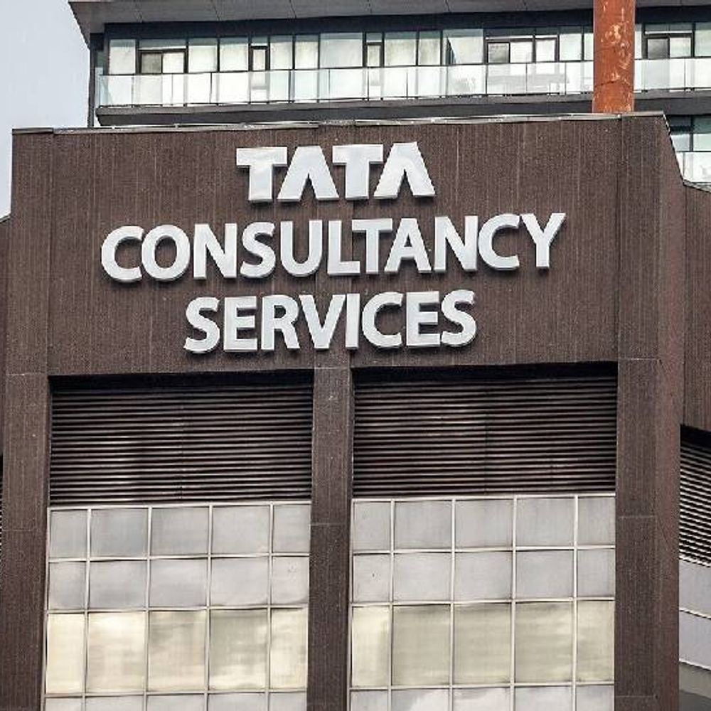 8-of-top-10-firms’-market-cap-rises-₹1.94-lakh-crore:tcs-leads-with-₹45,678-crore-gain;-lic,-hul-see-dip;-know-what-is-market-capitalisation