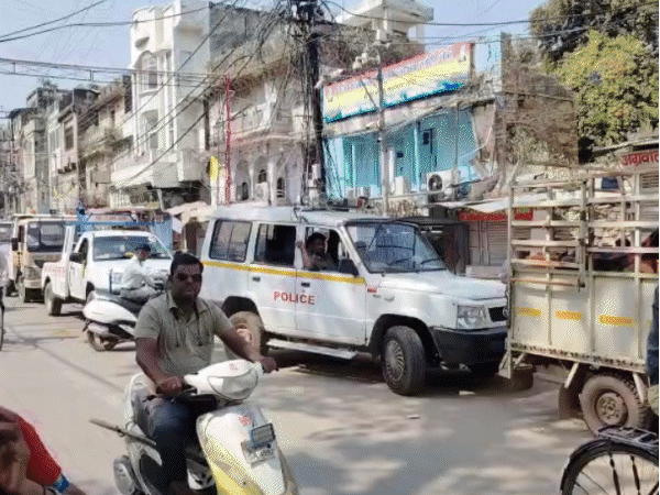 gwalior-police-on-high-alert-ahead-of-oct-15-protests-call:30-checkpoints-set-up-4,000-police-personnel-deployed-after-ambedkar-statue-row-escalates