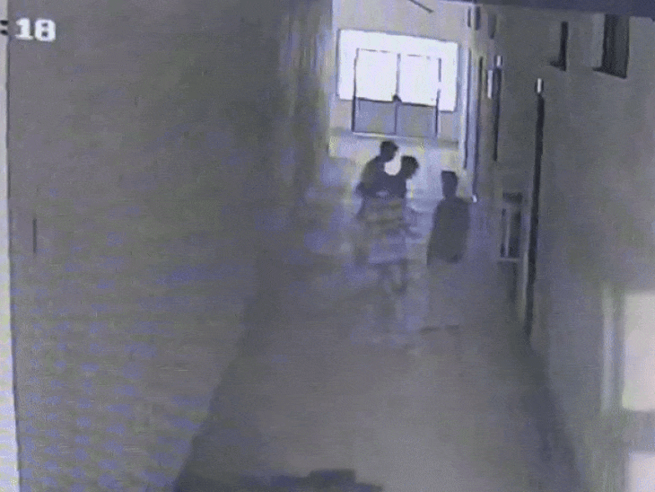 3-youth-secretly-recorded-videos-of-college-girls:uproar-by-female-students-in-mandsaur;-3-students-arrested