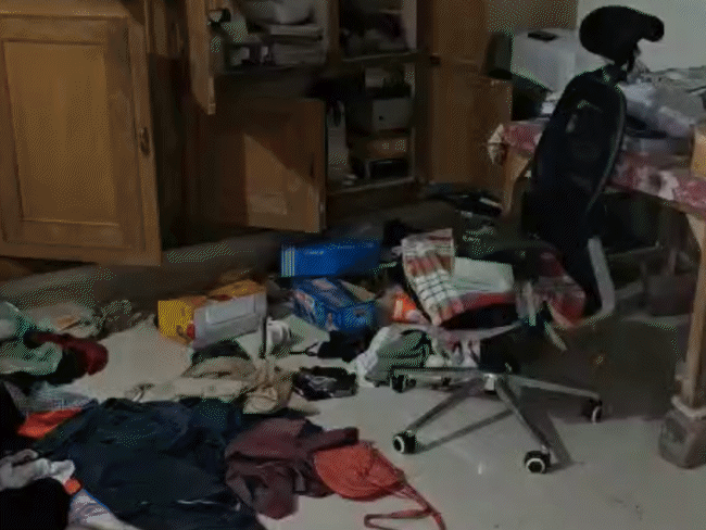 5-armed-men-rob-morena-mawa-trader’s-house:hostage-wife-and-daughter-held-at-gunpoint-as-robbers-steal-cash-and-gold-worth-lakhs