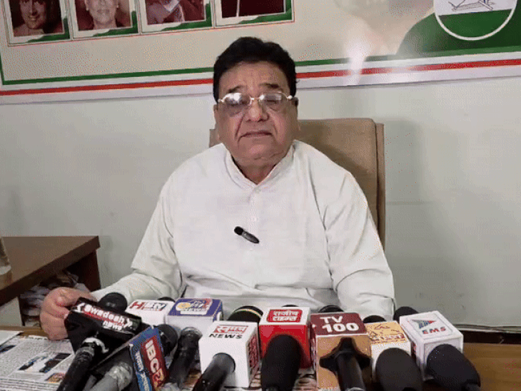 mukesh-nayak-vows-to-expose-shivraj-singh-chouhan:congress-leader-questions,-‘why-no-fir-was-filed-after-10-people-died-in-pradeep-mishra’s-kanwar-yatra’