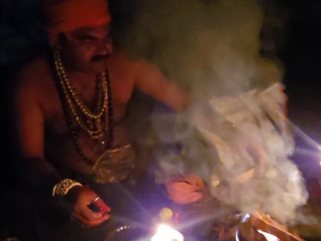 tantrics-from-across-india-reach-ujjain-for-diwali-rituals:5-days-of-practices-near-burning-pyres-in-cremation-ground;-aghoris-chant-mantras-to-attain-goddess-lakshmi