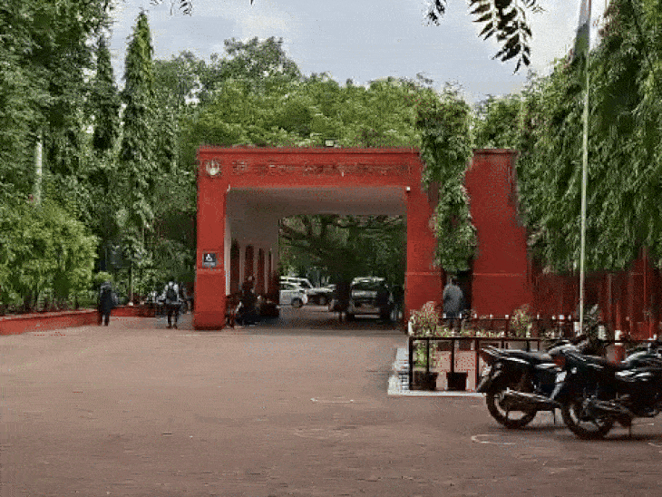 davv’s-medical-college-dream-derails-once-again:rgpv-denies-jhabua-building,-bangarda-land-restricted;-funding-crunch-delays-project-launch-further
