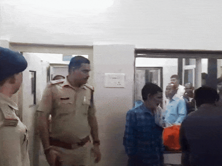 dalit-driver-allegedly-assaulted,-forced-to-drink-urine-in-bhind:victim-abducted-from-gwalior;-police-arrest-2-accused-while-one-remains-at-large