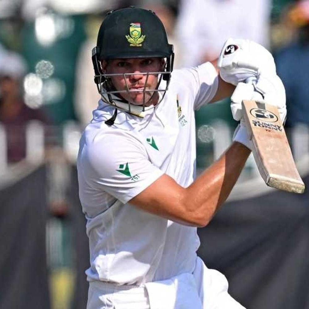 south-africa-trails-by-148-runs-in-rawalpindi-test:stubbs-de-zorzi’s-half-century;-pakistan-scored-333-runs-in-first-innings