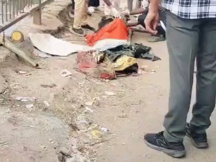 body-packed-in-sack-found-in-drain-in-ashoka-garden:incident-sparks-panic,-cops-say-deceased-not-identified-yet;-autopsy-underway,-murder-suspected