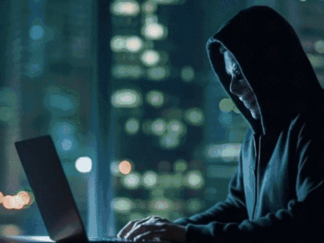 instagram-strike,-blackmailing-shock-jabalpur-influencer:cyber-fraudsters-extort-₹50-lakh;-threatens-to-delete-accounts-with-two-million-followers-from-platform