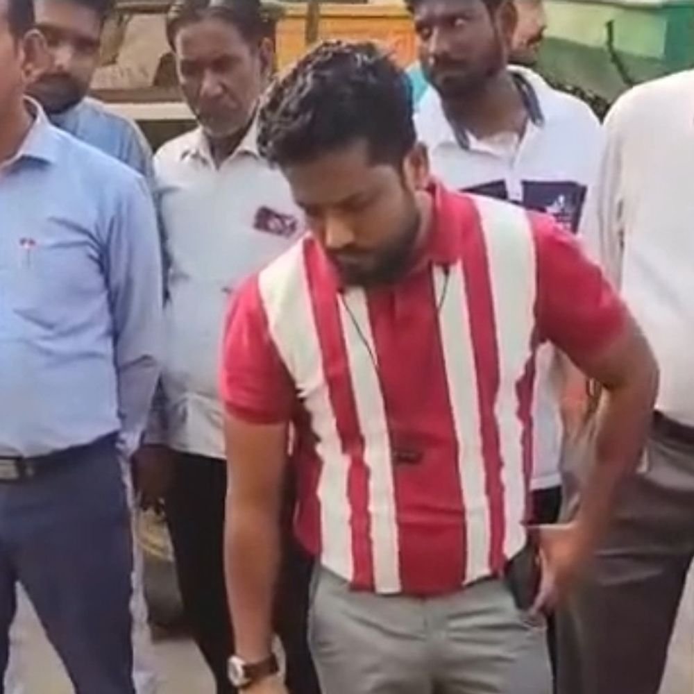 bjp-leader’s-house-targeted-over-garbage-dispute:cmo-said-in-retaliation,-‘you-threw-waste-here,-so-i-am-throwing-garbage-into-your-house’