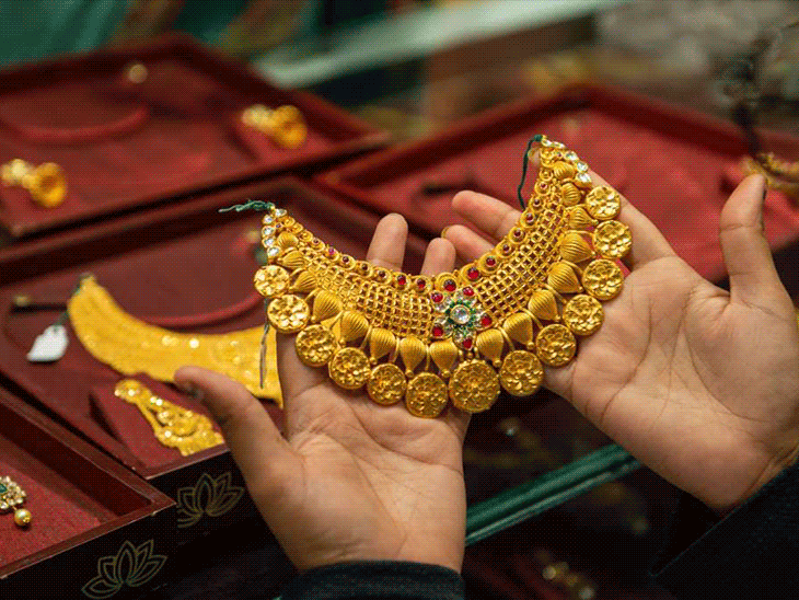 how-should-you-invest-in-gold?:etfs,-mfs-are-regulated-safe-investments,-says-expert;-check-here-for-details-of-other-modes-of-investment