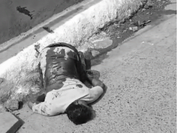parents-stabbed-brutally-in-front-of-child-in-jabalpur:6-year-old-son-witnessed-attack-by-father’s-brother;-53-knife-wounds-inflicted-on-both-couple