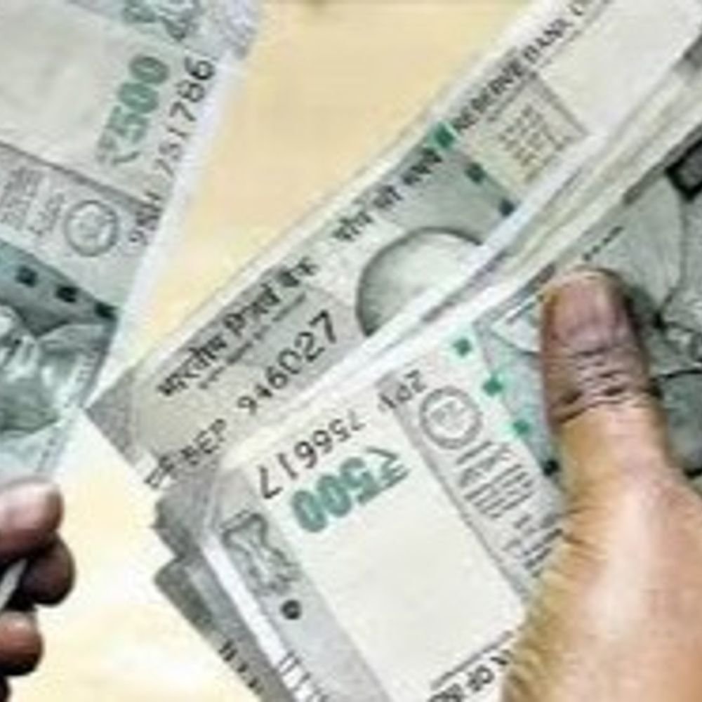 cm-yadav-likely-to-announce-da-hike-on-foundation-day:after-judicial-service,-orders-issued-to-grant-3%-dearness-allowance-to-ias,-ips,-and-ifs-officers
