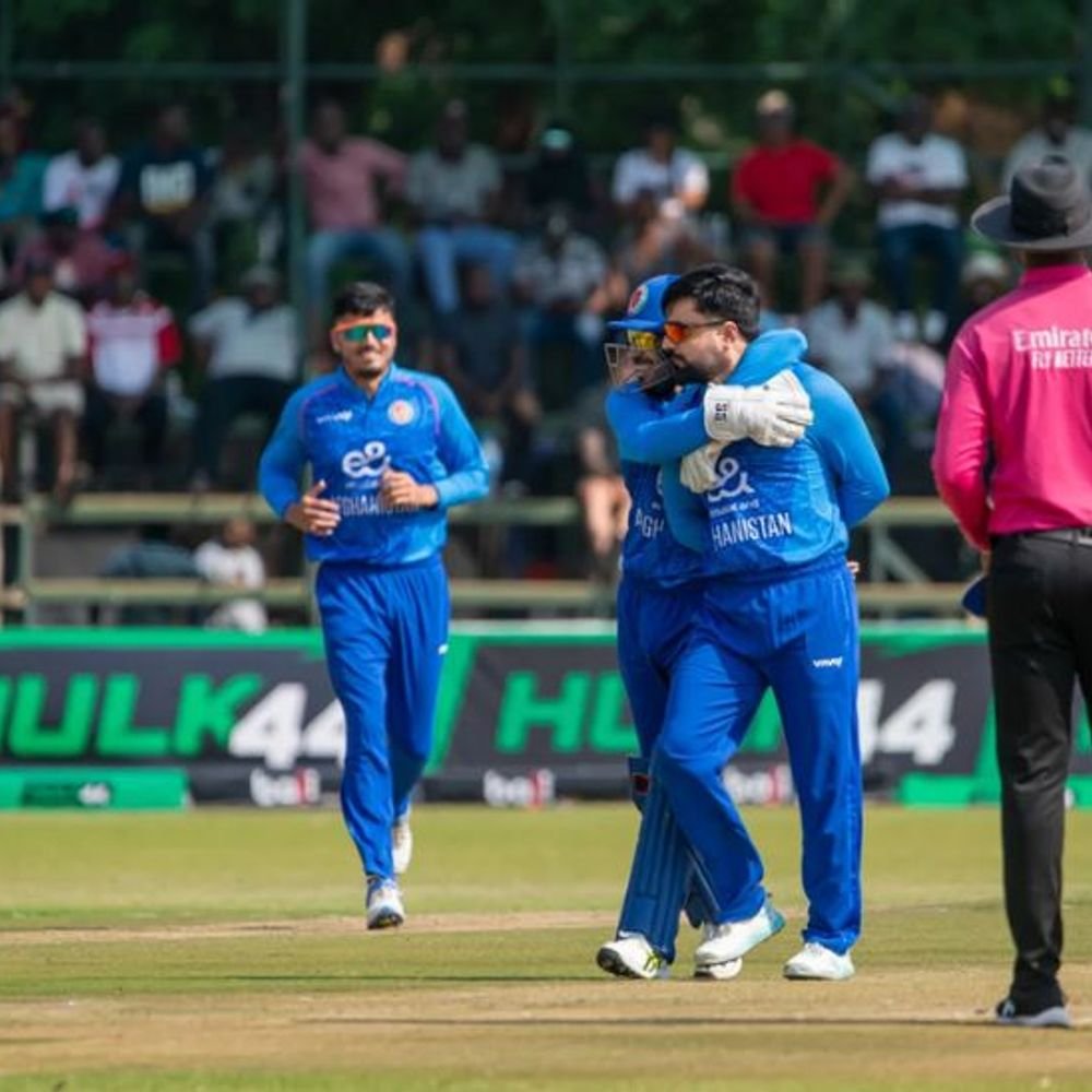 afghanistan-beat-zimbabwe-by-7-wickets-in-second-t20i:rashid-takes-3-wickets-for-9-runs,-ibrahim-zadran-scores-half-century