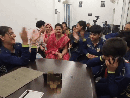 rohtak’s-shafali-clinches-women’s-world-cup-final:puts-on-all-round-show-with-87-runs-and-2-wickets,-won-potm;-tendulkar-inspired-to-pick-up-the-sport