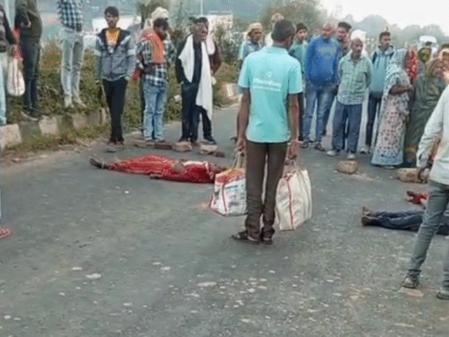 scorpio-crushes-four-in-rewa-town:3-victims-from-same-family-die;-their-bodies-remain-on-road-for-several-hours-before-removal