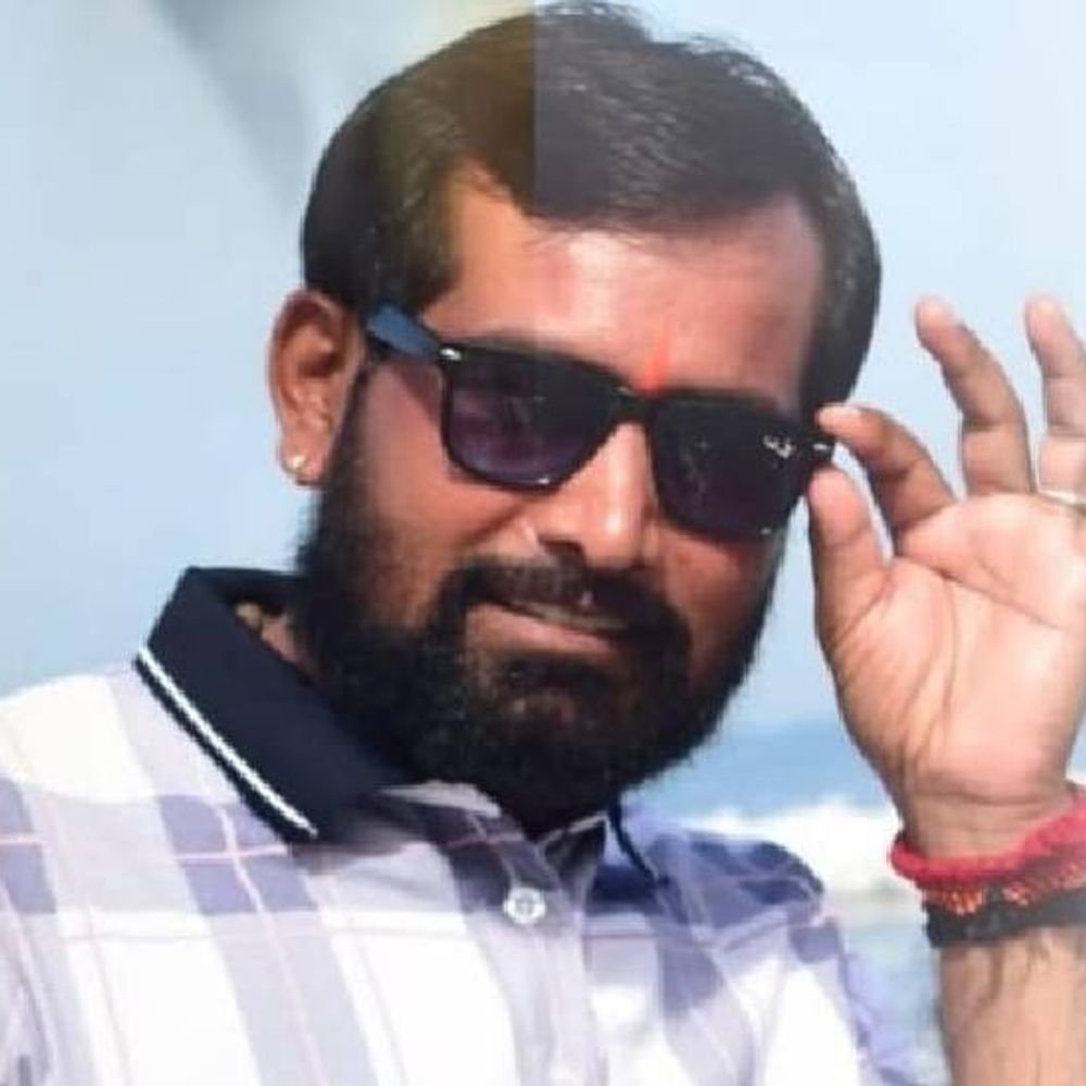woman-deceived-with-promise-to-meet-dhirendra-shastri:accused-posed-as-bageshwar-dham-disciple,-extorted-₹2.5-lakh,-raped-her,-and-blackmailed-using-videos
