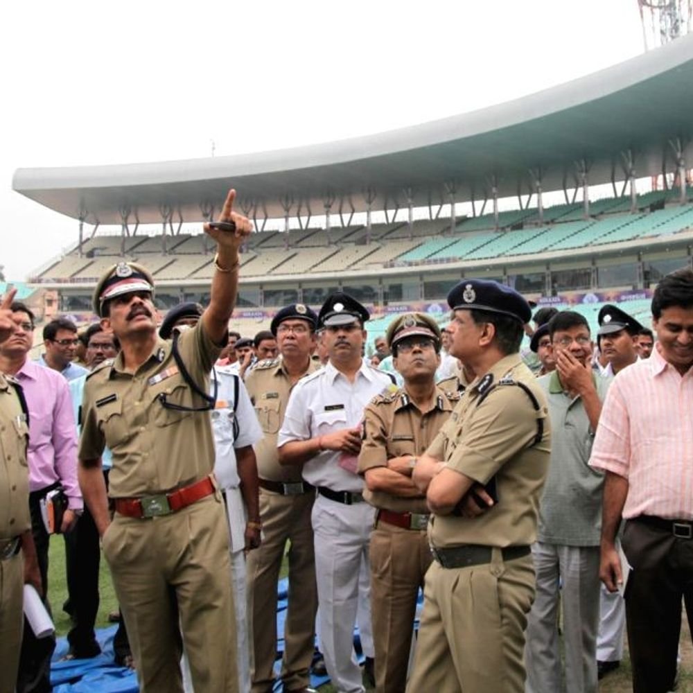 kolkata-police-issue-traffic-restrictions-for-ind-sa-test:major-road-closures-and-diversions-announced-around-eden-gardens-during-india-south-africa-match-from-november-14-to-18