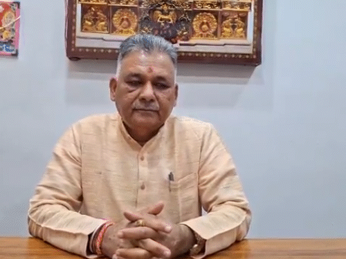 minister-inder-parmar-apologises-for-raja-rammohan-roy-remark:statement-on-british-era-conversion-sparks-controversy;-clarifies-respect-for-reformer