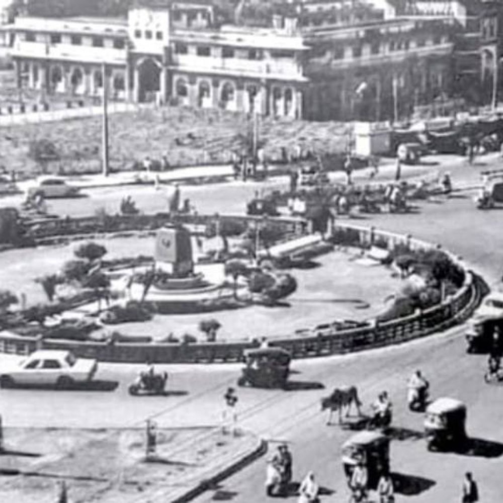 indore’s-gandhi-statue,-unveiled-in-1956,-faces-rodent-menace:after-decades-of-neglect,-municipal-authorities-plan-treatment-to-control-rats-burrowing
