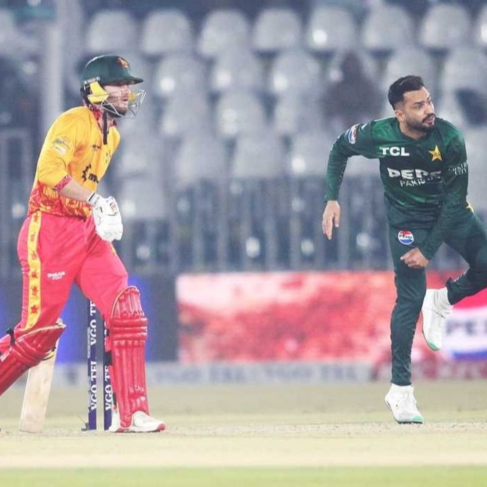 tri-series-–-pakistan-win-against-zimbabwe-in-the-last-over:babar-falls-for-duck;-nawaz-wins-it-with-a-boundary-after-a-two-wicket-haul