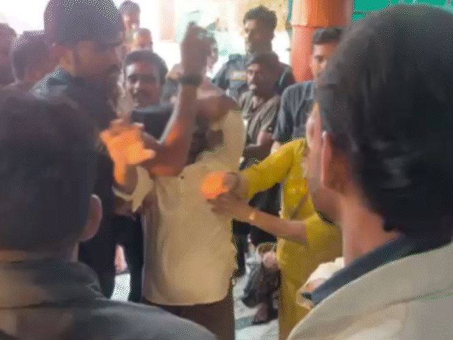 women-allegedly-pushed-out-of-ujjain’s-kaal-bhairav-temple:group-from-maharashtra-clashes-with-security;-incident-caught-on-video