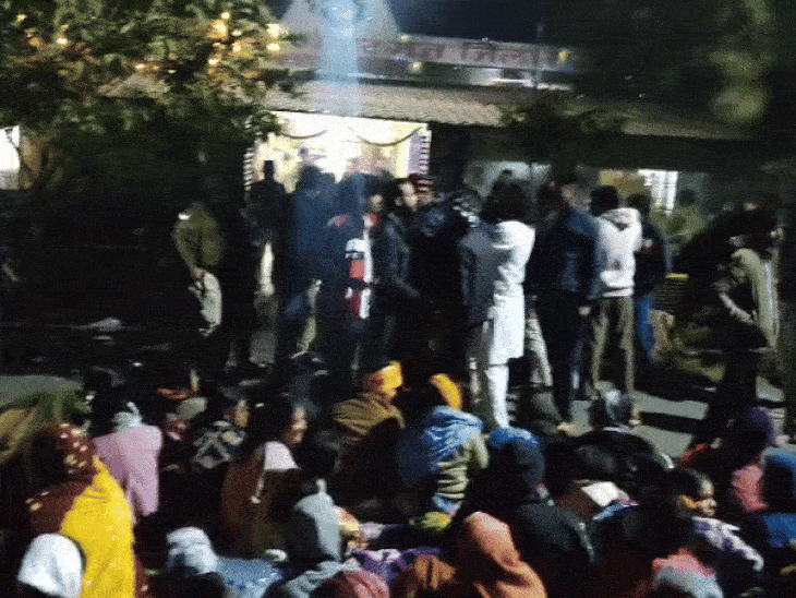 villagers-protest-over-child-rape-in-raisen:police-deploy-100-officers-to-search-for-the-accused-as-the-community-demands-justice-urgently