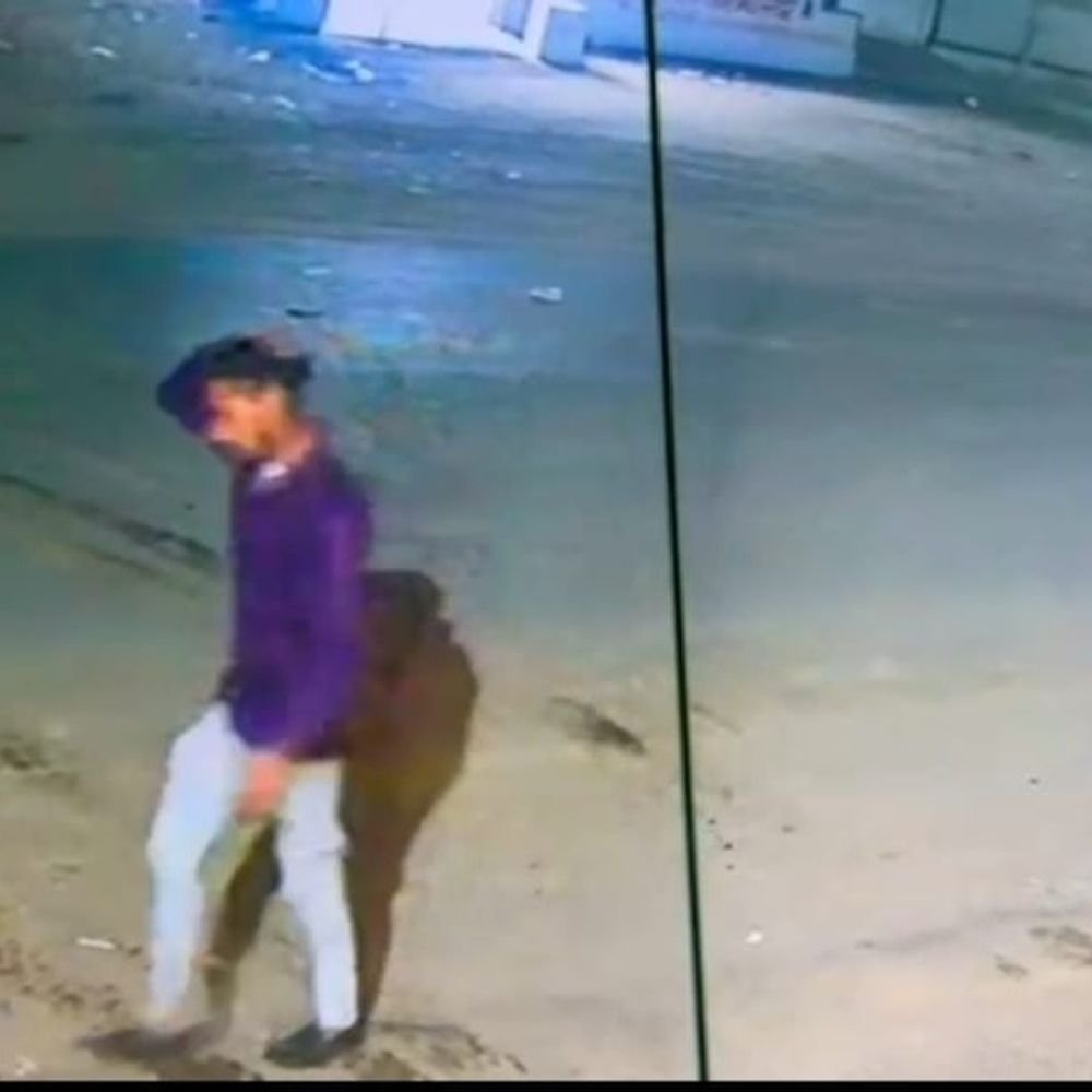 2-videos-of-goharganj-rape-suspect-salman-surface:footage-shows-him-walking-and-buying-cigarettes;-police-verify-recordings-of-absconder