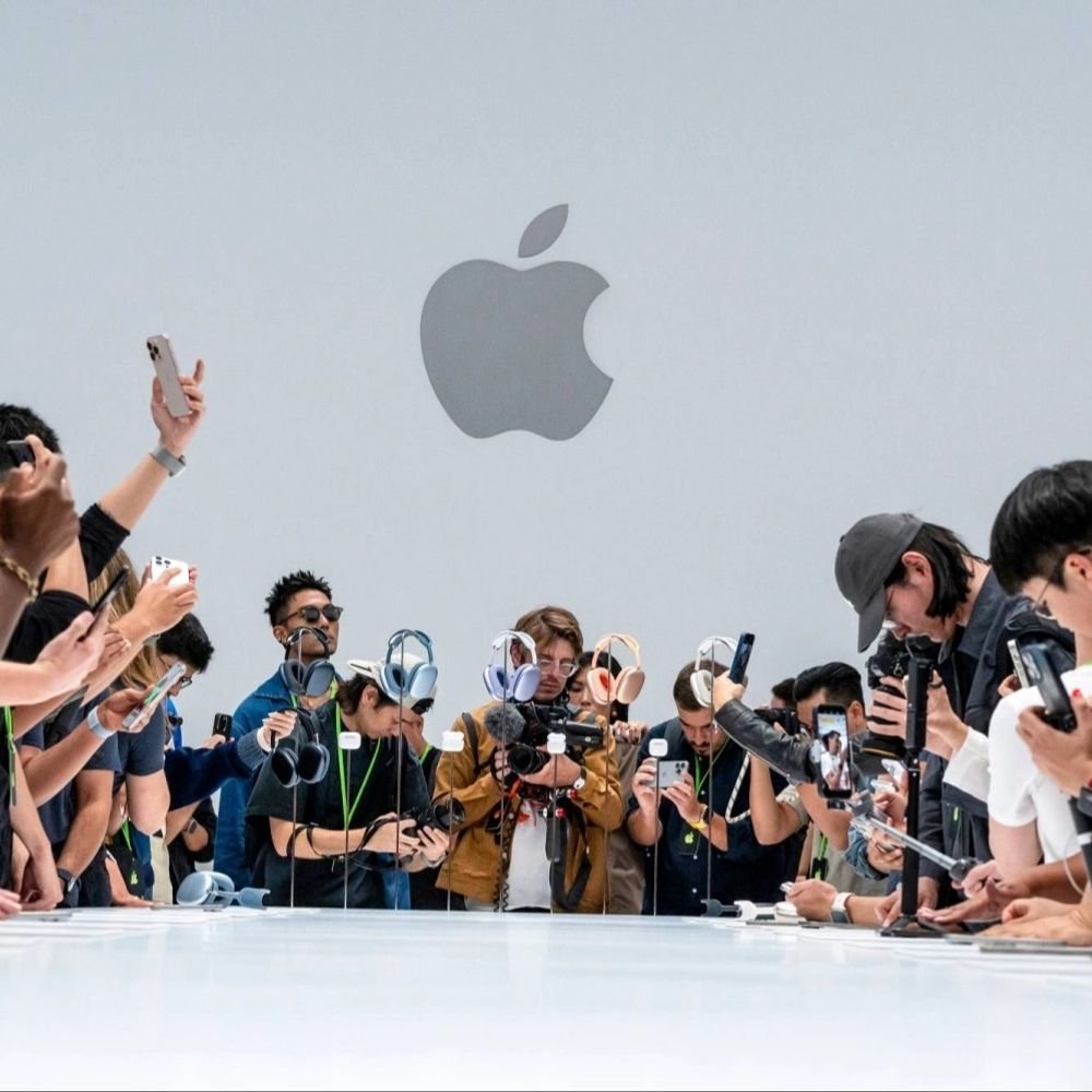 india’s-new-penalty-law-sparks-apple’s-biggest-legal-battle-yet:why-iphone-maker-challenging-an-antitrust-ruling-in-delhi-hc-that-could-cost-₹3.39-lakh-crore