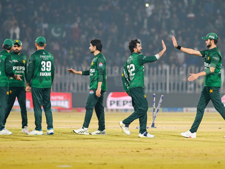pakistan-beat-sri-lanka-by-6-wickets-in-tri-series-final:babar-azam-scores-unbeaten-37-runs;-shaeen-nawaz-bag-three-wickets-each