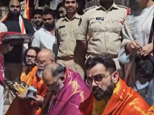 virat-anushka-visit-simhachalam-temple-with-family:all-rounder-washington-sundar-accompanies-the-cricketer;-kohli-has-also-been-to-vrindavan,-ayodhya