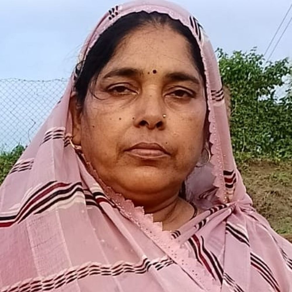 female-blo-dies-of-heart-attack-in-sagar:son-claims-extreme-workload-of-sir-caused-stress;-alleges-work-continued-till-midnight