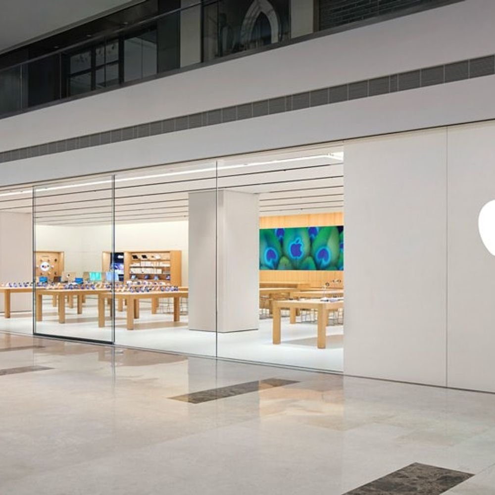 apple-opens-its-fifth-official-retail-store-in-noida:located-in-dlf-mall-of-india,-the-store-has-monthly-rent-of-₹45.3-lakh,-offers-full-product-lineup