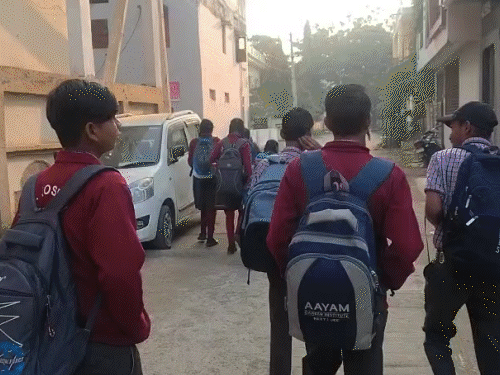 bitter-cold-grips-mp-as-mercury-drops,-shahdol-hits-3°c:imd-issues-alert-for-bhopal,-indore,-rajgarh,-shajapur-and-sehore