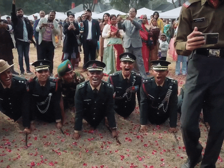 अब्दुल-कलाम-ने-हाथ-थामकर-कहा-ये-फौजी-का-हाथ:महीने-में-800-रुपए-कमाकर-मां-ने-बनाया-लेफ्टिनेंट,-ima-की-पासिंग-आउट-परेड-में-कैडेट्स-ने-देश-की-रक्षा-की-शपथ-ली