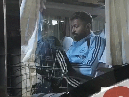 india-south-africa-teams-arrive-in-lucknow:high-security-at-hotel-stadium-as-tickets-go-on-sale-ahead-of-december-17-t20