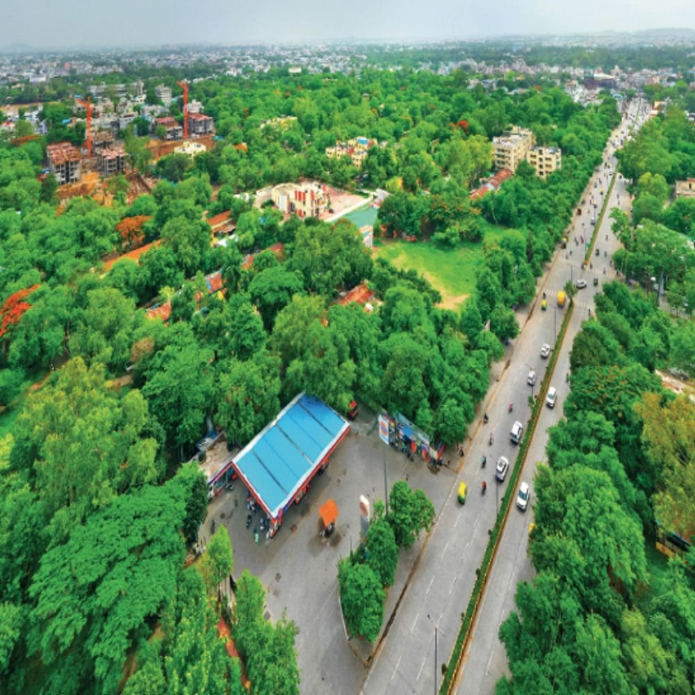 after-clean-city,-indore-focuses-on-green-city:3d-green-model-to-increase-greenery,-startup-parks-and-convention-centers-to-be-ready-in-3-years