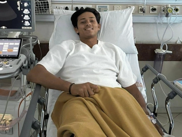 yashasvi-jaiswal-discharged-from-pune-hospital-after-gastroenteritis:had-suffered-stomach-cramps-during-smat,-advised-complete-rest