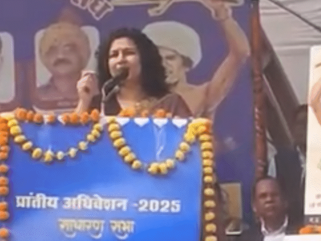 ‘caste-identity-is-the-need-of-the-hour’:female-ias-officer’s-remark-at-ajaks-meet-in-bhopal-sparks-fresh-row;-officers’-body-raises-concern
