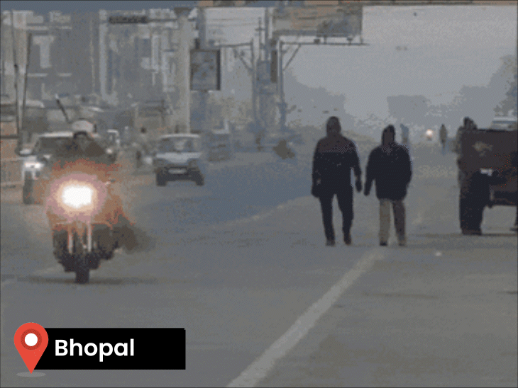 cold-wave-and-dense-fog-grip-madhya-pradesh:visibility-drops-to-50-metres-in-datia–rewa;-temperatures-dips-below-10°c-in-25-cities,-pachmarhi-coldest