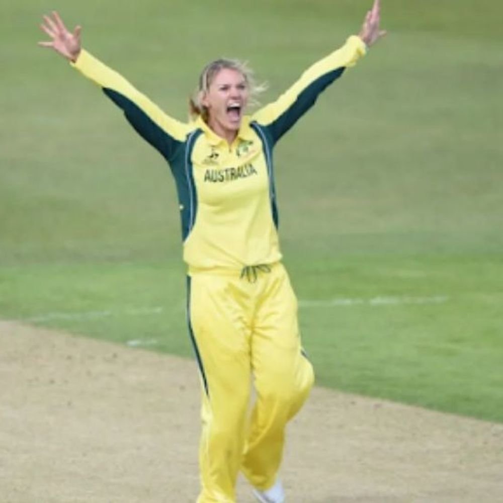 mumbai-indians-appoint-kristen-beams-as-spin-bowling-coach:former-australian-leg-spinner-takes-the-charge-ahead-of-wpl-2026