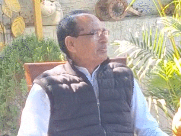 shivraj-criticises-g-ram-g-resolution-in-strong-words:labels-it-an-attack-on-federal-structure;-praises-mohan-yadav’s-positive-energy-against-rahul-gandhi