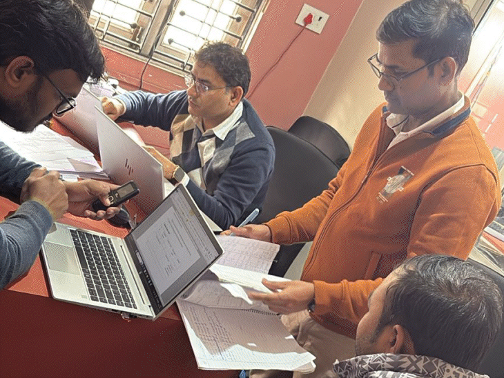 cgst-raid-at-kamal-kishore-zarda-bhandar-in-harda:illegal-packing-machines,-tobacco-supply-exposed;-operator-deposits-₹2.86-crore-during-ongoing-investigation