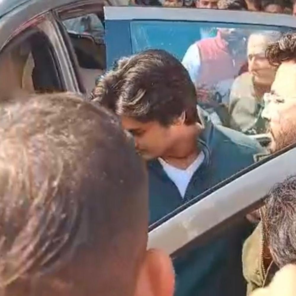 mpca-president-mahanaryaman-scindia-visits-gwalior-apollo-hospital:injured-after-chest-hit-sunroof-during-shivpuri-roadshow,-undergoes-checkup-and-leaves-for-delhi-later