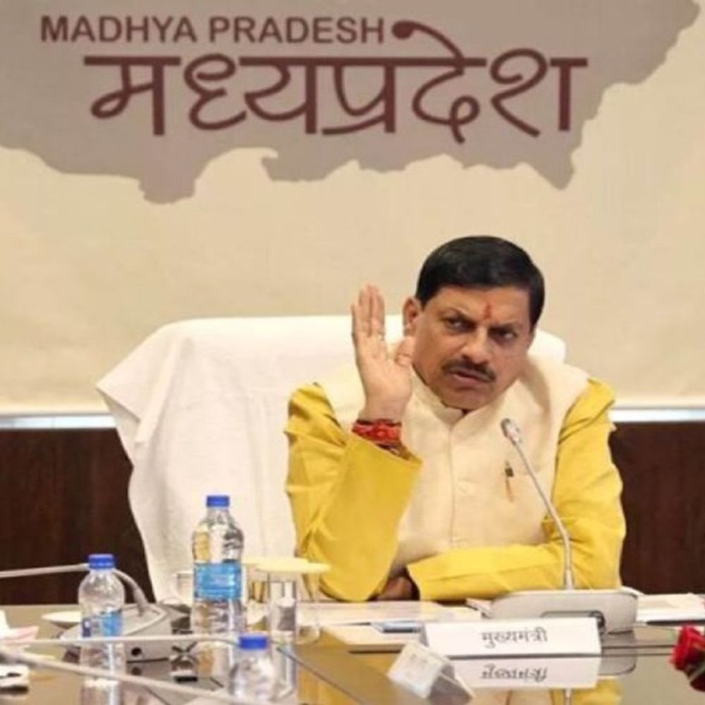 chief-minister-chairs-meeting-on-state-development:mpudc-given-new-responsibility-to-work-on-namami-narmade,-ev-ppp-and-it-sections-to-be-formed