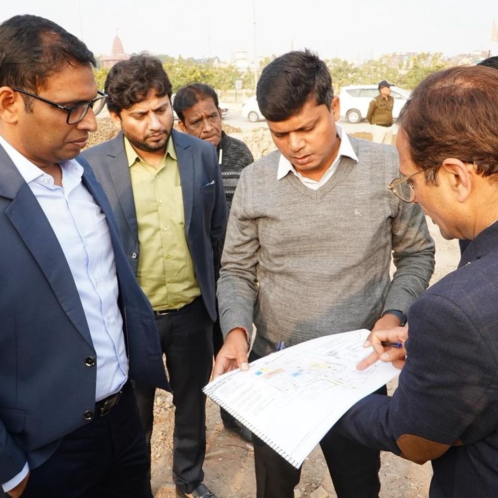 preparations-for-simhastha-2028-gain-momentum-in-ujjain:divisional-commissioner-and-collector-inspect-major-temples-city-wide