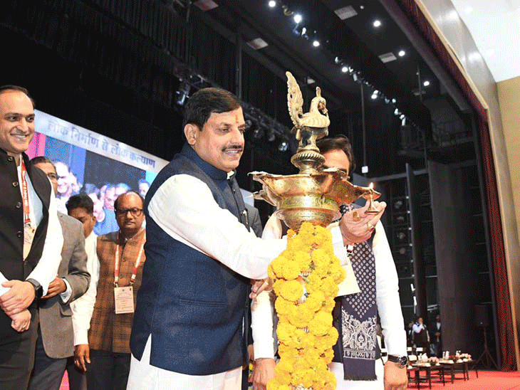 cm-launches-lokpath-2.0-to-aid-commuters-by-alerting-black-spot:mohan-yadav-says,-‘pwd-has-moved-beyond-ribbon-cutting’;-attends-event-at-bhopal’s-ravindra-bhavan