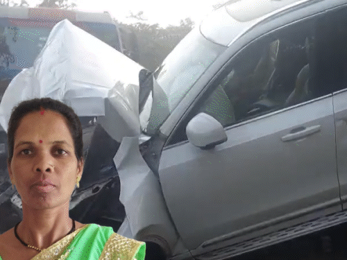 truck-runs-over-3-cars-and-bike-in-betul:vehicles-collide-at-baretha-ghat;-asi’s-wife-dies,-traffic-jam-ensues