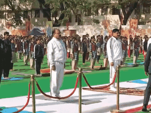 surya-namaskar-held-statewide-on-vivekananda-jayanti-today:chief-minister-performs-yoga-with-students-in-bhopal-while-education-minister-joins-programme-in-narsinghpur-there