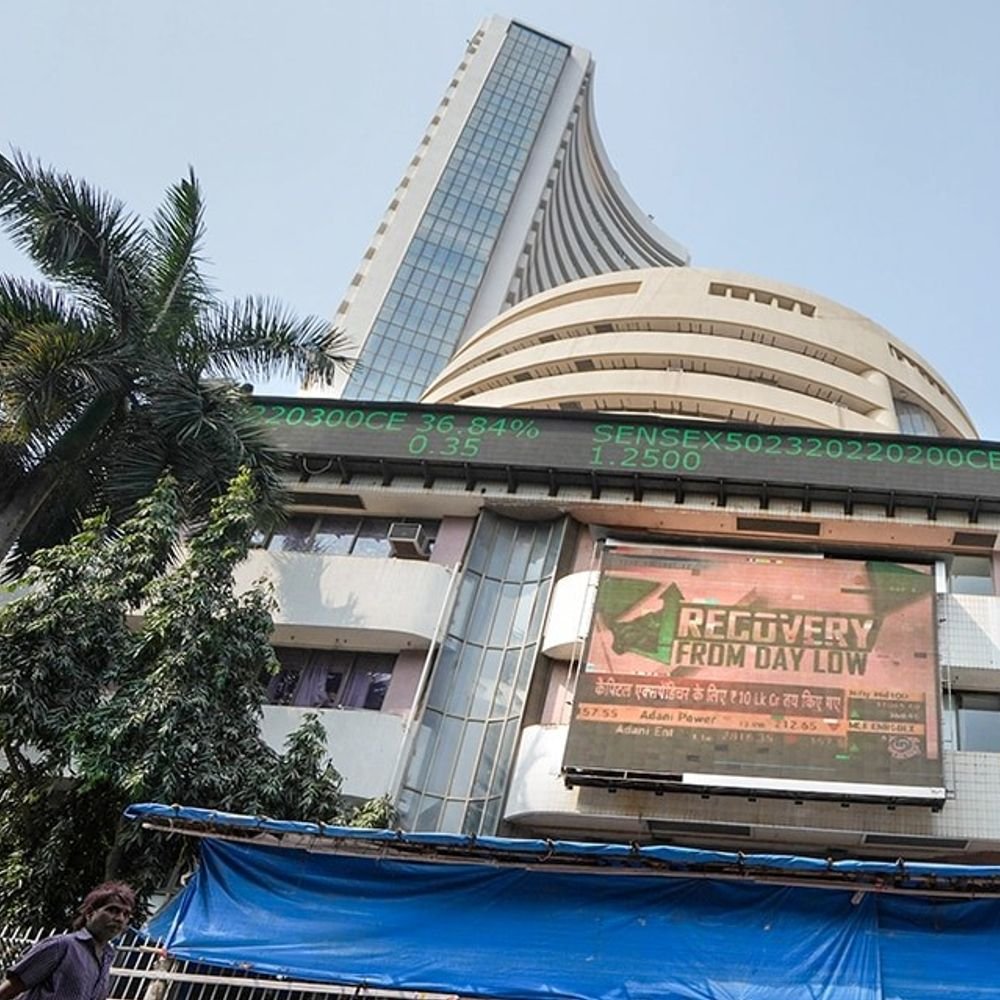 sensex-up-more-than-400-points-in-early-trade:nifty-rises-to-25,780-points;-it-stocks-lead-rally